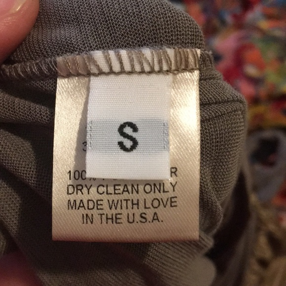 Dress - Picture 7 of 8